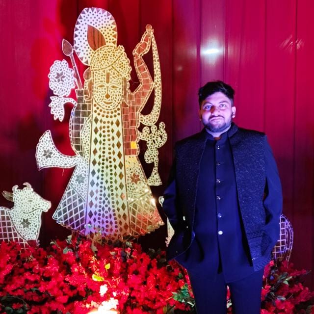 Male Krishna-conscious devotee profile from New Delhi