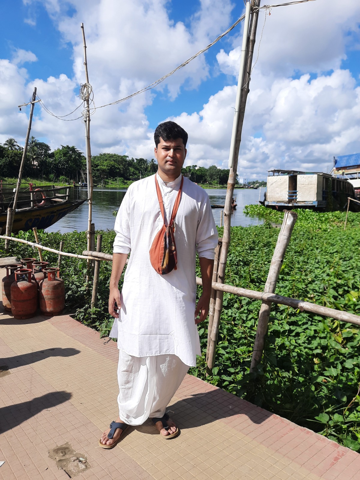 Male Krishna-conscious Business Analyst profile from Mumbai on Hare Krishna Marriage
